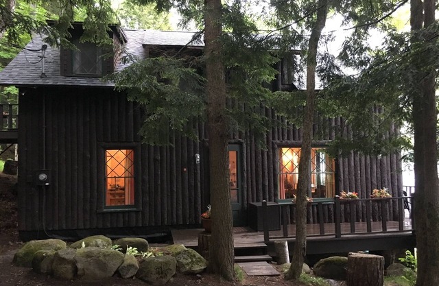 New Dates Avail. Classic Dryland ADK Boathouse On The Shore Of Long Lake