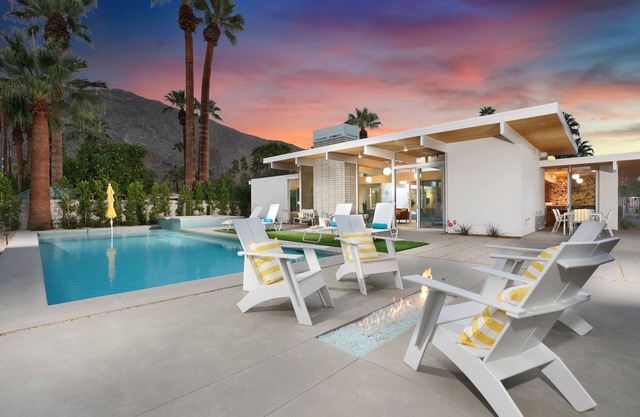 NEW Eichler Post&Beam 5BR + Saltwater Pool/Spa & Mtn Views! HGTV star designed!