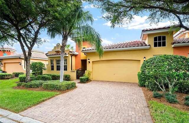 NEW! Enjoy resort-style living in this 3-bedroom villa in adorable Estero!
