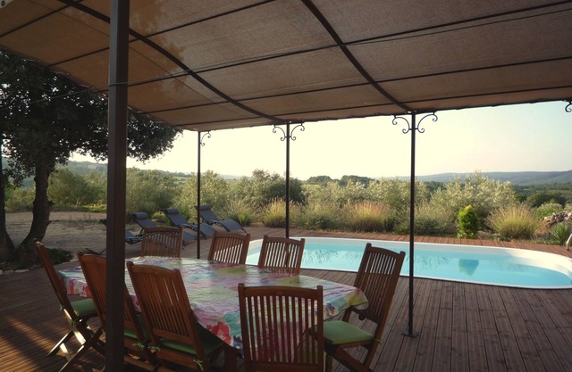 New gite in a stone winegrower's farmhouse, swimming pool and spa.