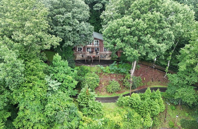*New | Golf Course + Mountain Views | Hot Tub | Minutes to everything!