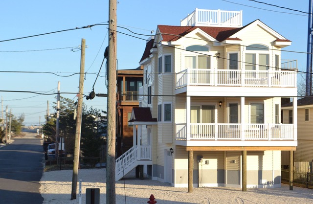 New Holgate (Beach Haven Inlet) Home Sleeps 10 Spectacular Water Views