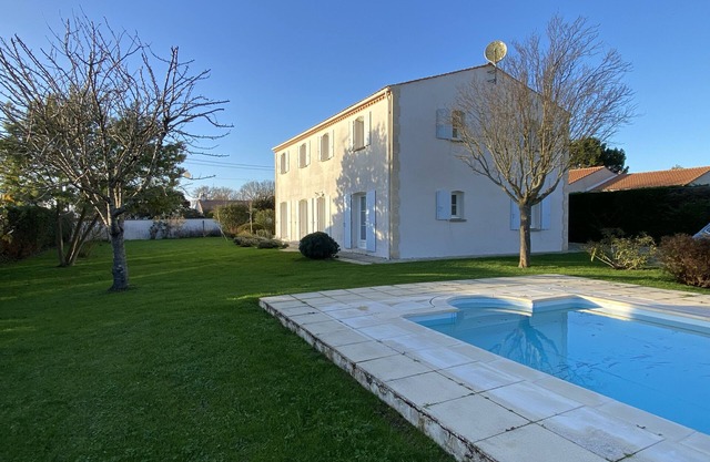 New in the Marennes-Oléron basin! Completely renovated Charentaise house
