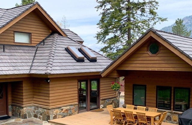 NEW Lake House + Guest Cabin, Hope Nature Preserve
