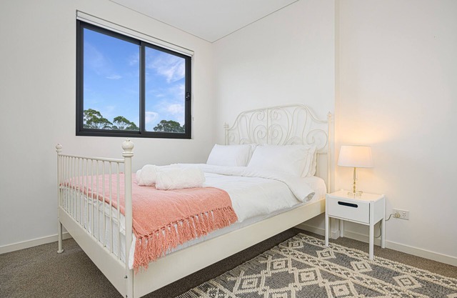New luxury Apartment Rouse Hill