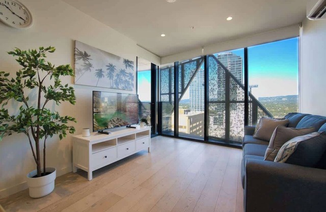 New & Modern 2BR Apartment in Rundle Mall - Adelaide CBD