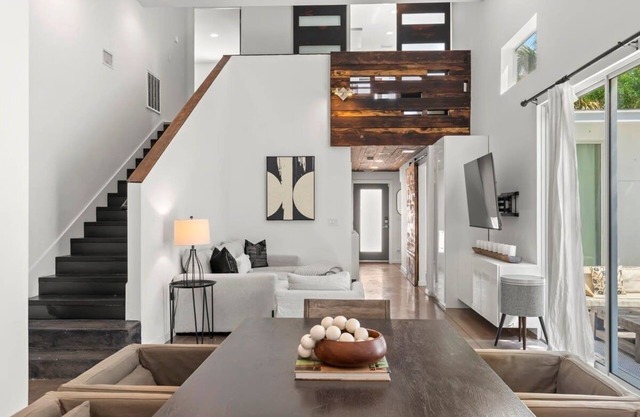 New! North Hyde Park Haven! Close to UT & Convention Center