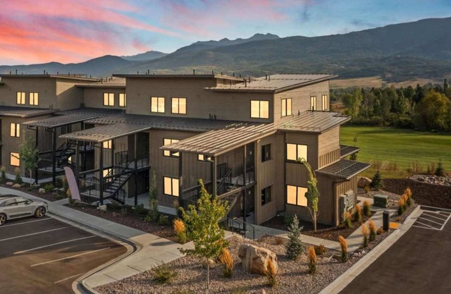 New Scenic Garden of Eden Golf View