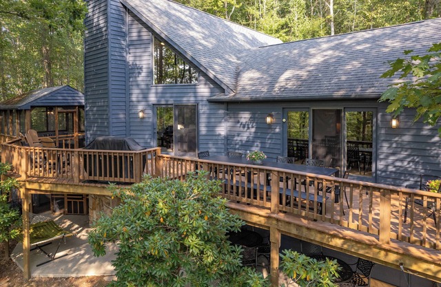 New! Split Lakefront Home