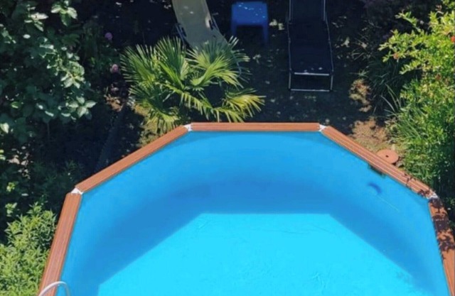 NEW STUDIO FREE:BICYCLES,POOL,PROTECT PARKING,WI-FI,GRILL.5 MIN TO BEACH