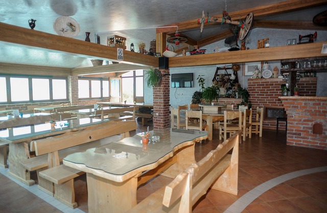 NEW!Vila Caska ap 5 - 6 people, nex to Zrce, sea view, wifi, pool, resturant&bar