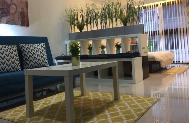 New Ximending APT near MRT