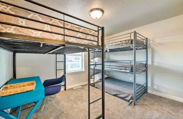 Newer 3 bdr near Snowbasin, Hill AFB, Ogden, Pets
