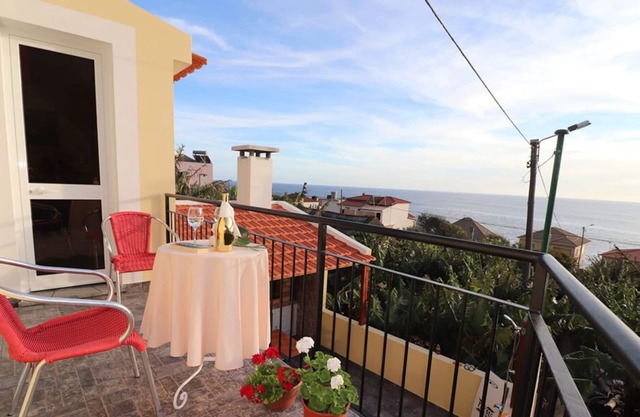 NEWLY BUILT Beach House 100m from Beach - Sunniest Warmest village