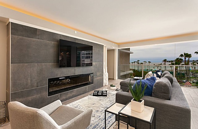 Newly Remodeled Beach Front Vacation Condo
