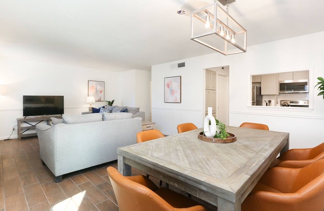 Newly Remodeled House in a Quiet Neighborhood.