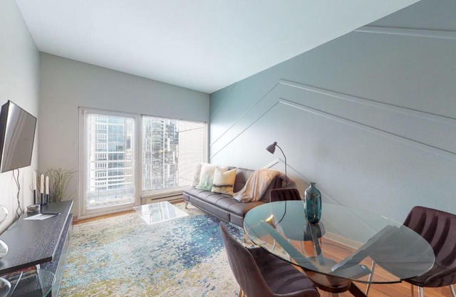 Newmark Bayview Luxury Suite