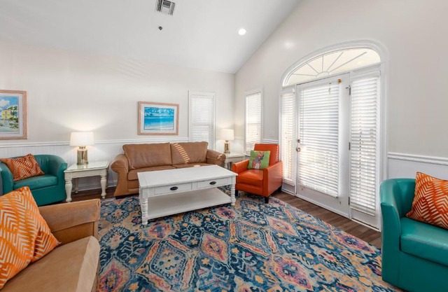 Next To Pier Park! STEPS from the Beach! Dog-Friendly! Pool!