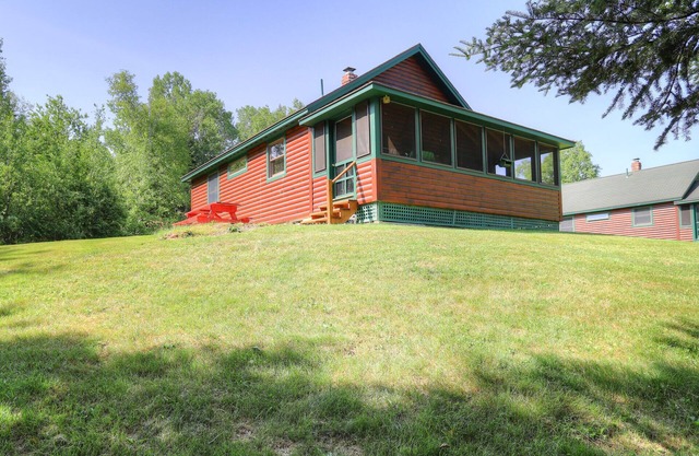 Niboban Cabin 4 - Cute and cozy new cabin at Niboban!