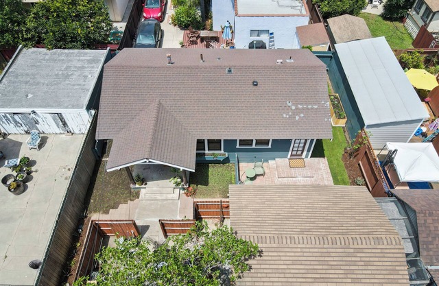 Nice 2-bedroom house with AC in Long Beach