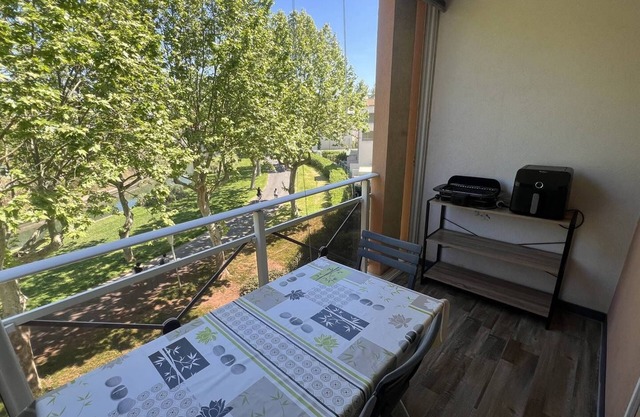 Nice 2 room apt with pool near Richelieu beach Cap d'Agde