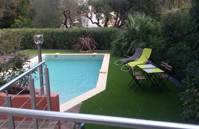 Nice air-conditioned 3rooms 3*in ground floor, private terrace , swimming pool