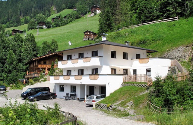 Nice apartment for 14 people with WIFI, TV and terrace