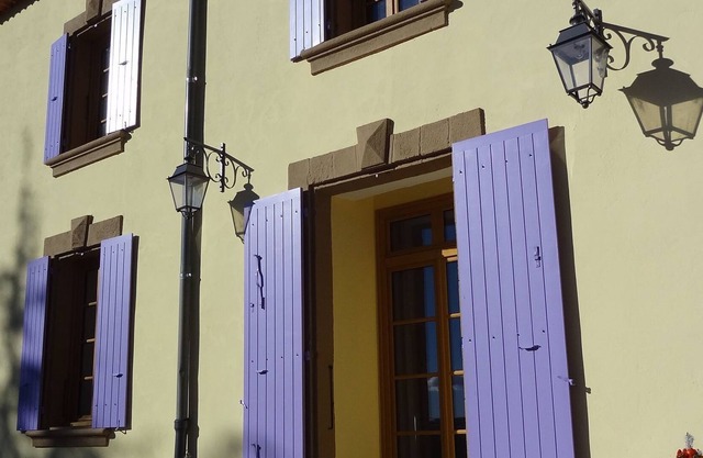 Nice apartment among lavender fields