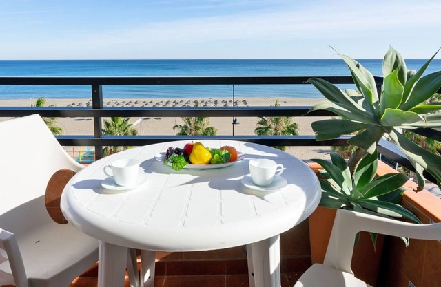 Nice apartment for 4 guests with WIFI, A/C, TV, balcony and parking