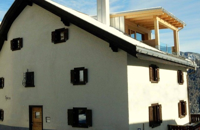 Nice apartment for 12 guests with WIFI, TV and balcony