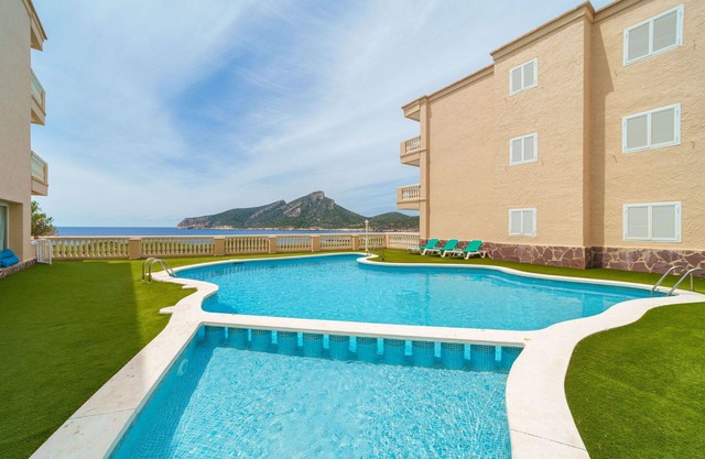 Nice apartment for 2 guests with pool, WIFI, A/C, TV, balcony and parking