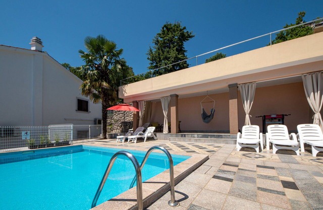 Nice apartment for 4 guests with WIFI, pool, A/C, TV, terrace and pets allowed