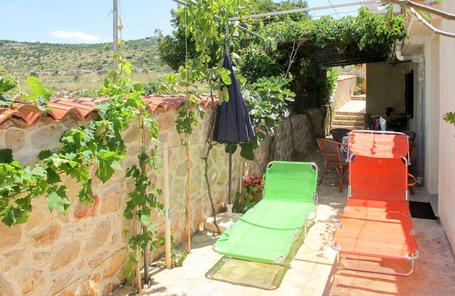 Nice apartment for 4 people with WIFI, A/C, TV, terrace and pets allowed