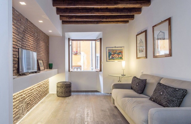 Nice apartment for 4 people with WIFI, A/C and TV