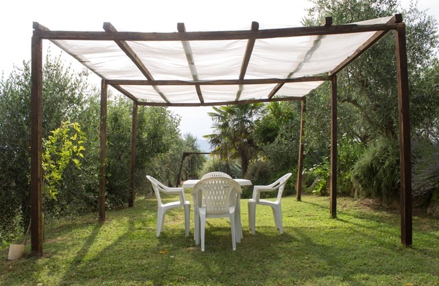 Nice apartment for 5 guests with pool, WIFI, TV and parking