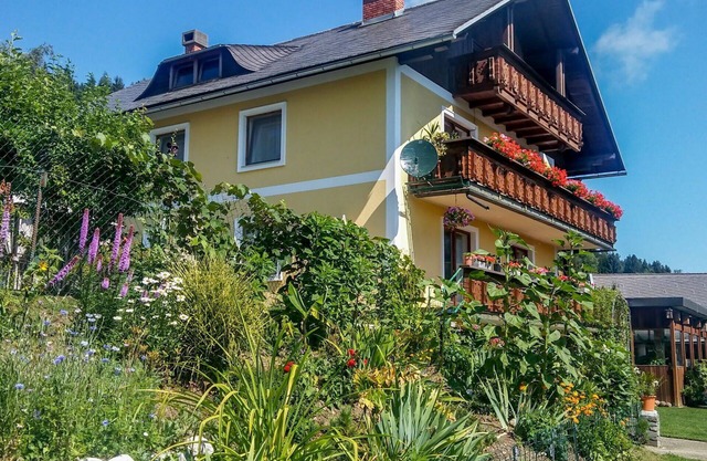 Nice apartment for 6 people with WIFI, pool, TV, patio, panoramic view and parking