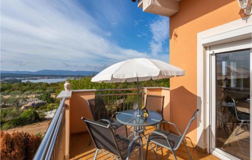 Nice Apartment In Sveti Vid-Miholjice