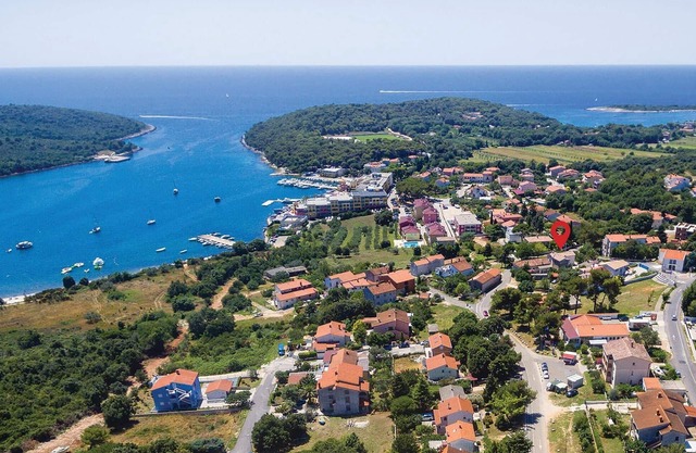 Nice apartment in Banjole with WiFi