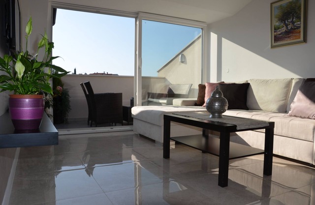 Nice apartment in Porec