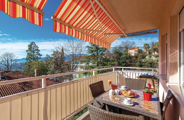 Nice apartment in Rijeka with WiFi