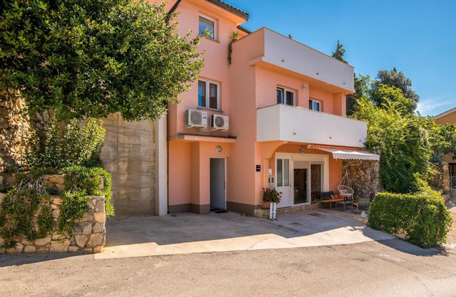 Nice apartment in Stara Baska with WiFi