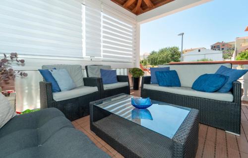 Nice Apartment In Sali With Wifi