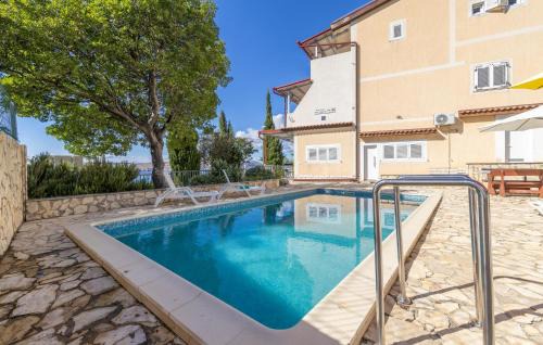 Nice Apartment In Stinica