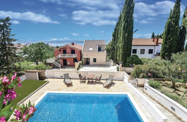 Nice apartment in Sv.Petar with WiFi