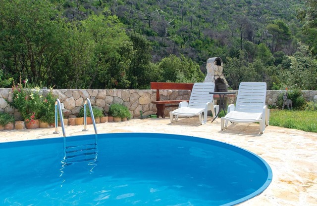 Nice apartment in Trstenik with WiFi