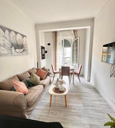 Nice Apt - City Center, Wifi, AC, 5-6 Pers