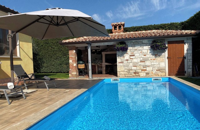 Nice comfortable villa with pool 5 minutes from the beach in Istria, Croatia.