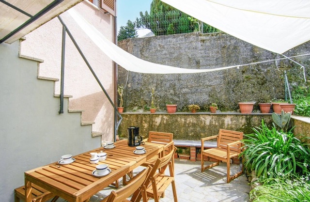 Nice home in Azzano with WiFi