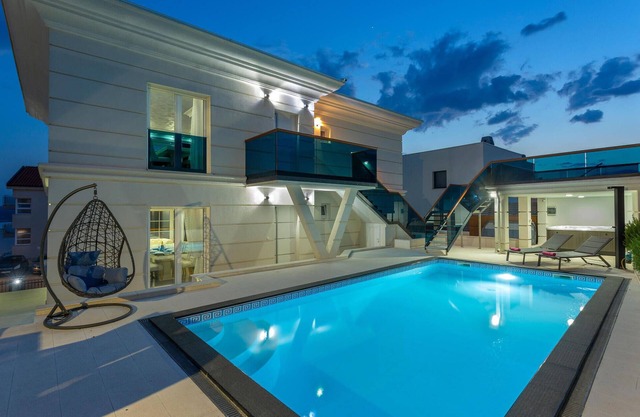 Nice home in Crikvenica with kitchen