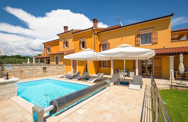 Nice home in Hr-52215 Vodnjan